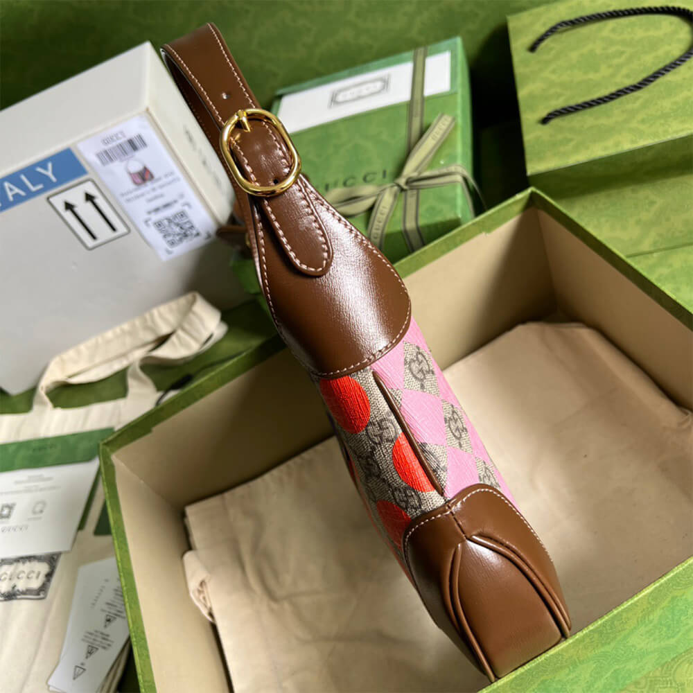 04d8867cc77572b6af230552e938c7eb