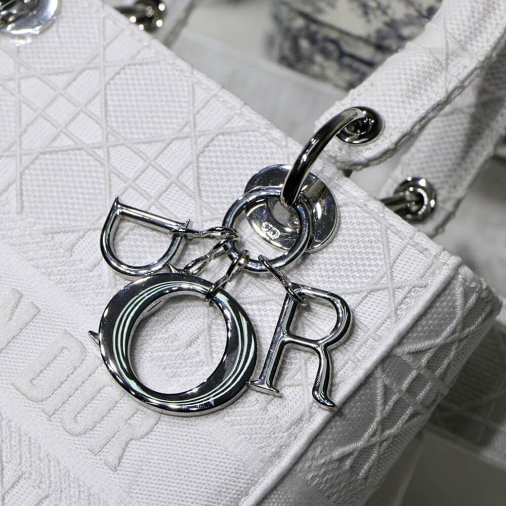 173376937185f9a474278f21d286a1f7