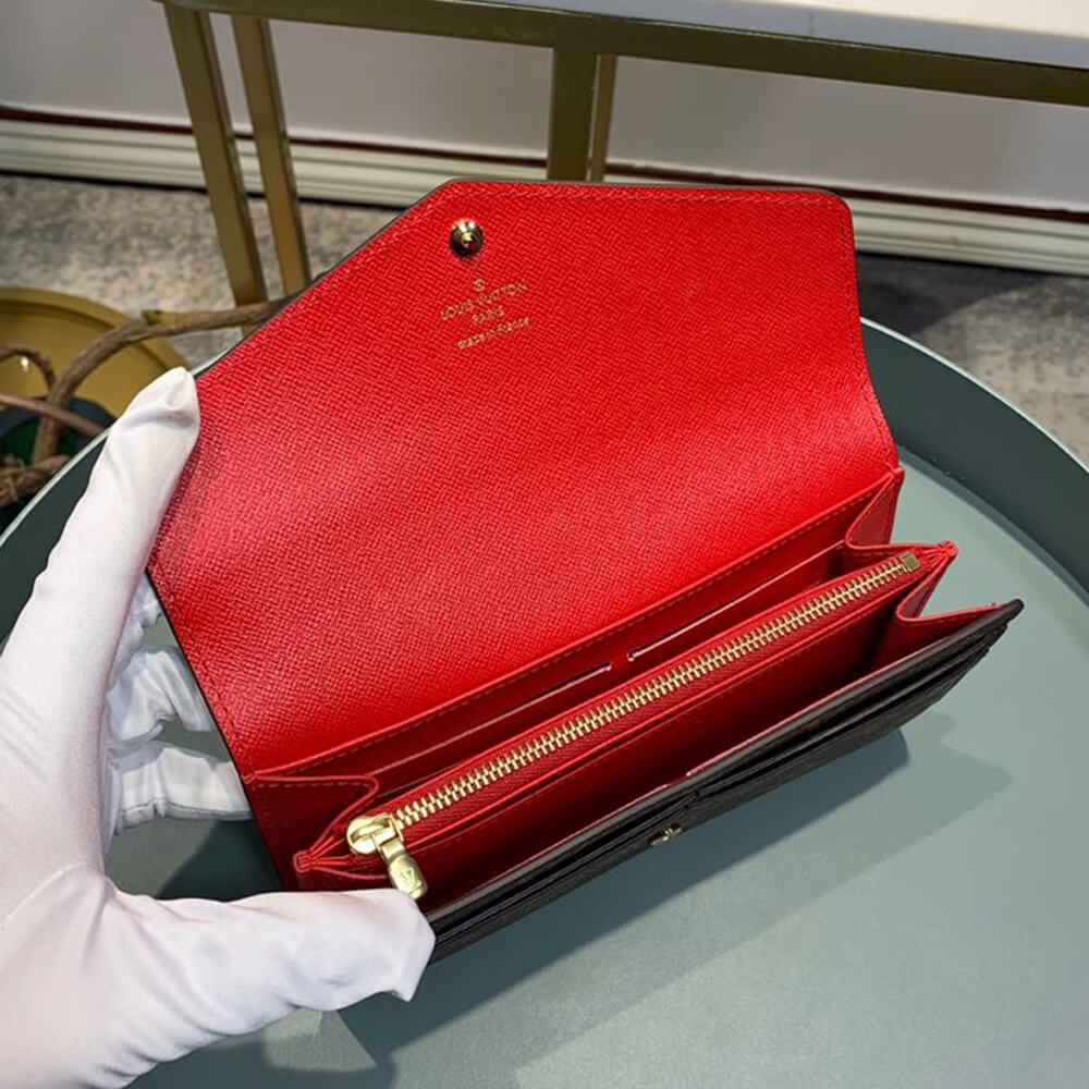 1a547be8f9669b46c4fbfb0323a71752