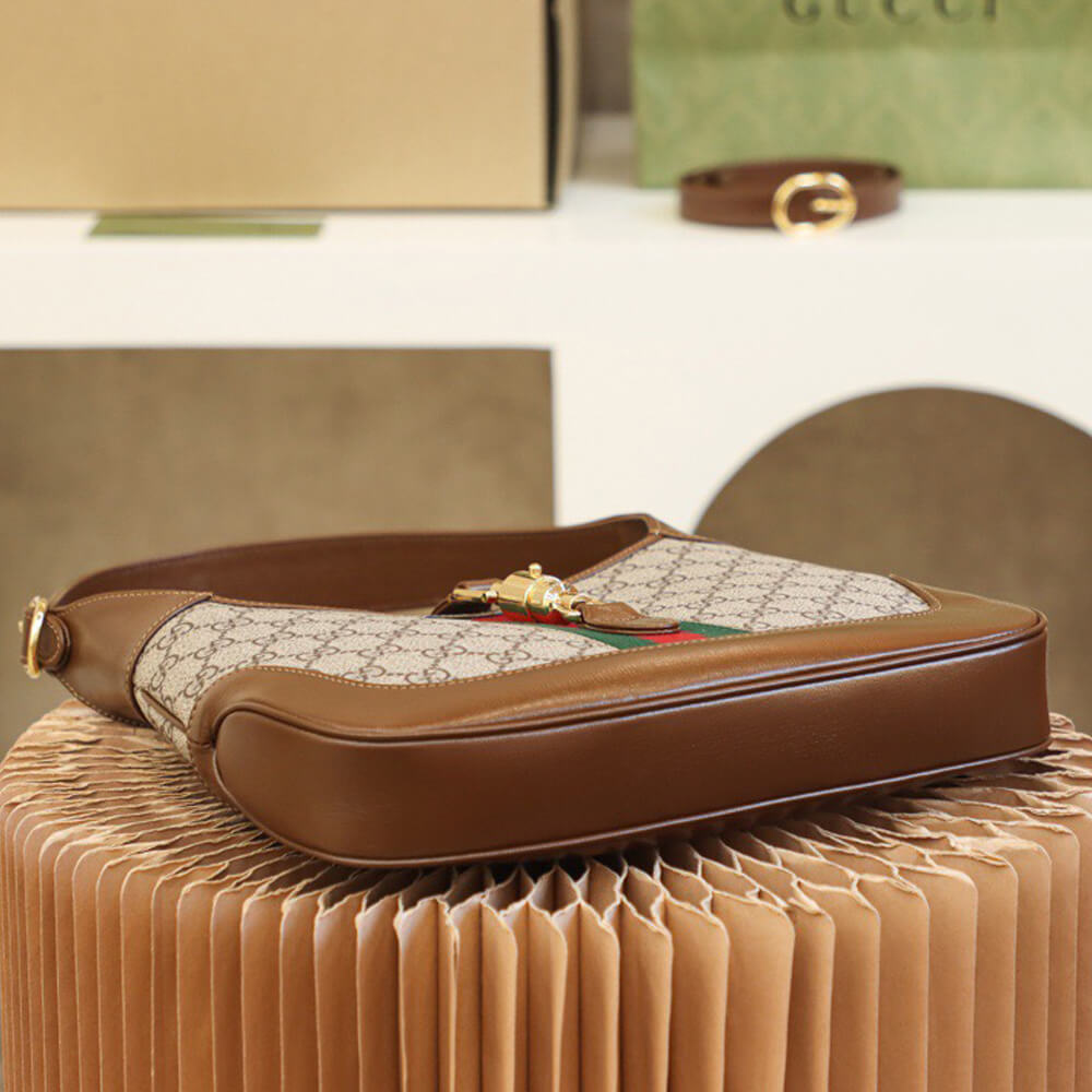 28a7e69c24bdc0bd999bb8e6f0153369