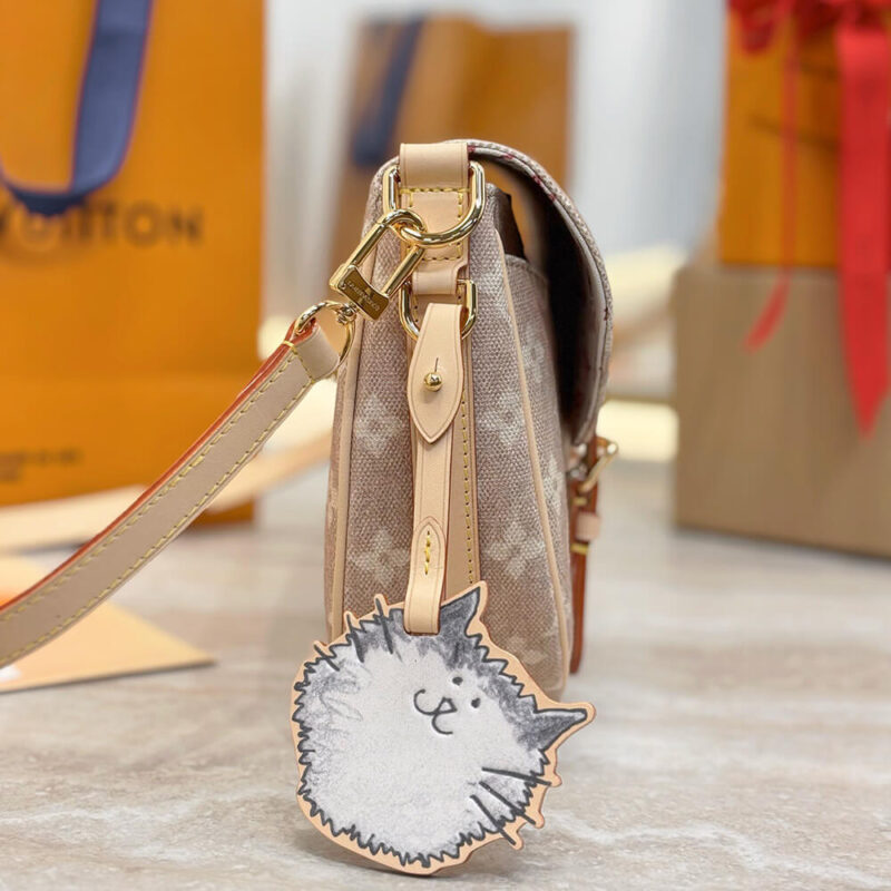 LV Escape(HIGH-END GRADE)