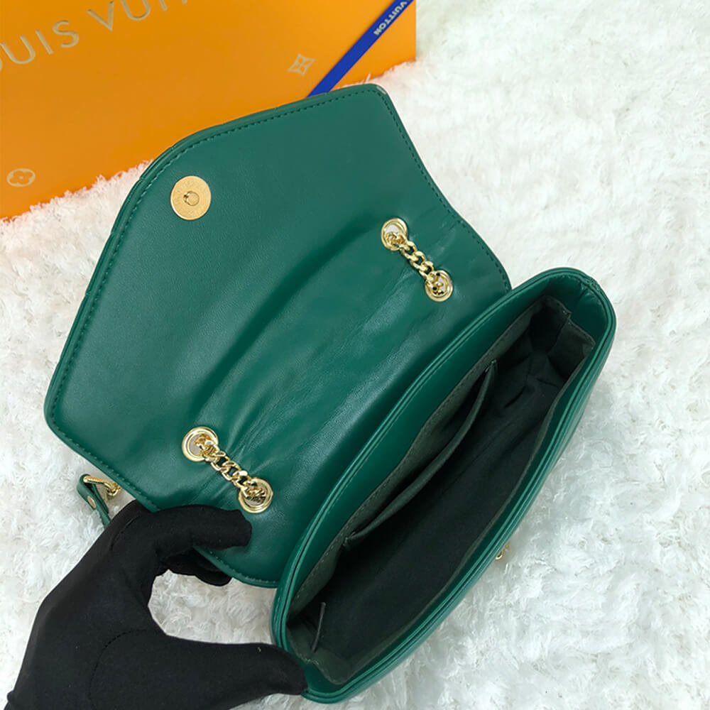 332d9f70453207824af37476db010f8b