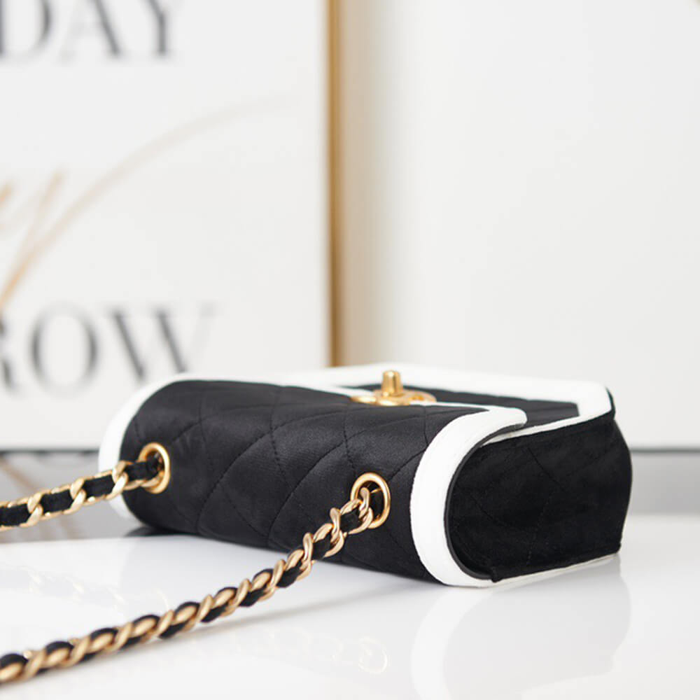 351ee86759257f47a9f57393c7b6e7d8