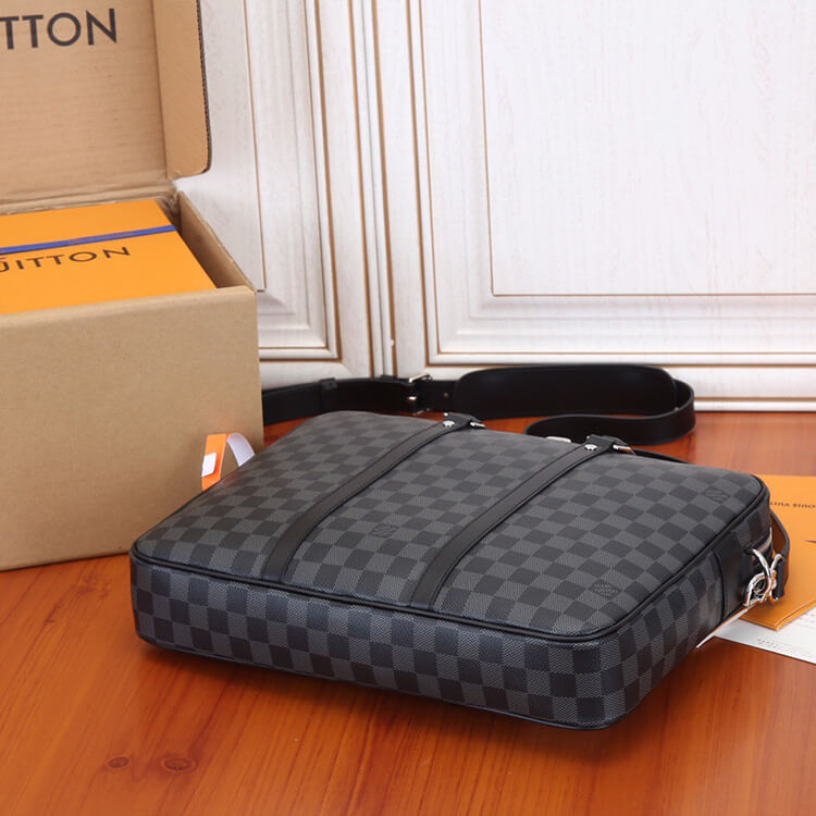 3ad954bdf9b52fc27d8ffce368b2aaac