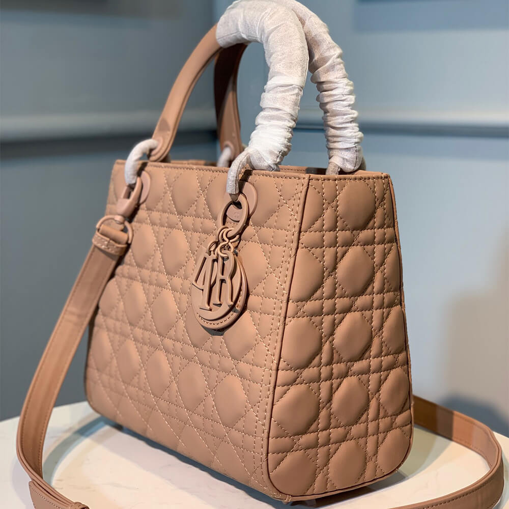 65f543eabbb79608380a73d5bc37c54a