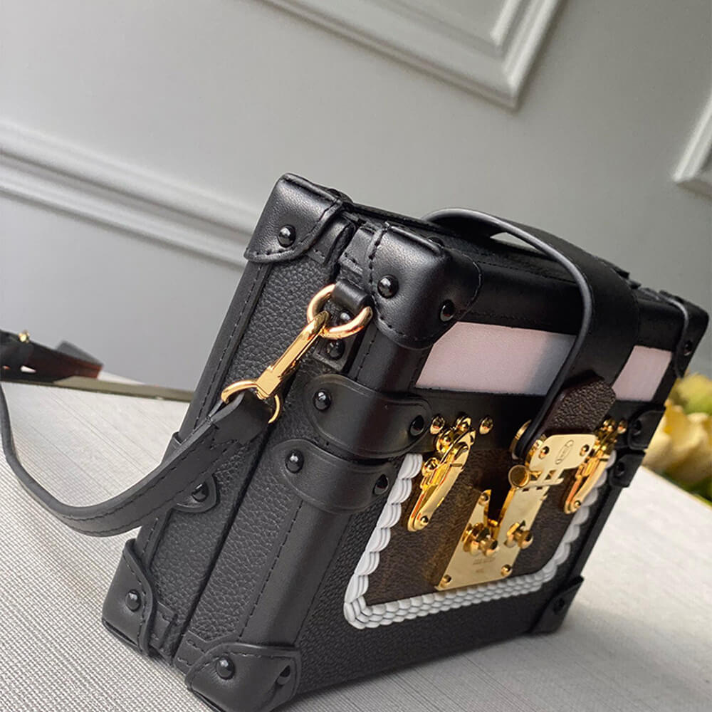 69d8b65258b4b65b55f6b41e21c47faa