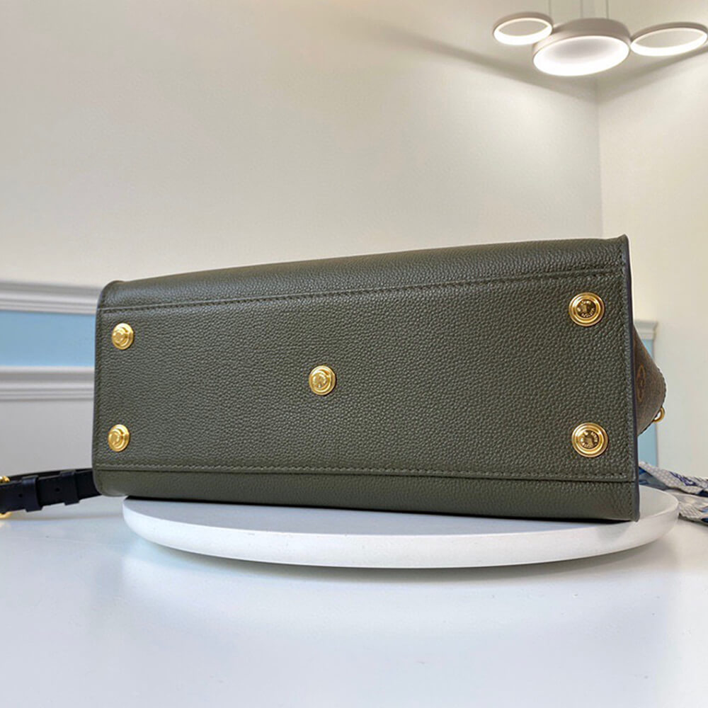 93650f1f9a665a3b468336804059c9ec