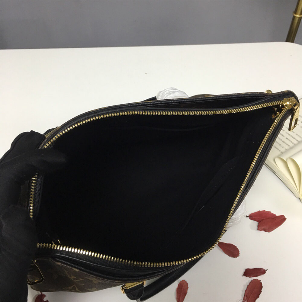 b04e39547cbebc52a9bbce53f3444996