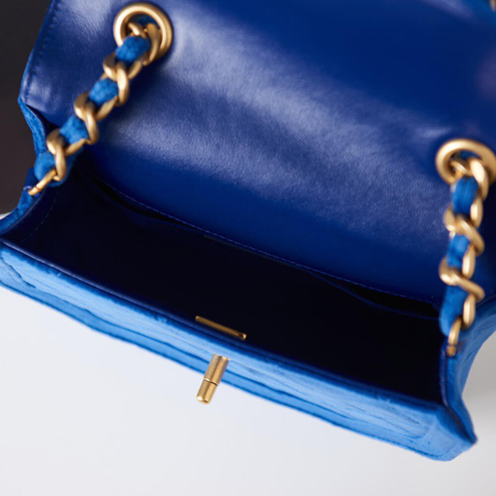 bf950ea571f554997a7a371225b5e0c9