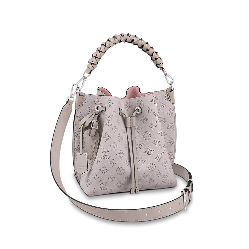 de0d8cbcfa48354715533bed93306d3d